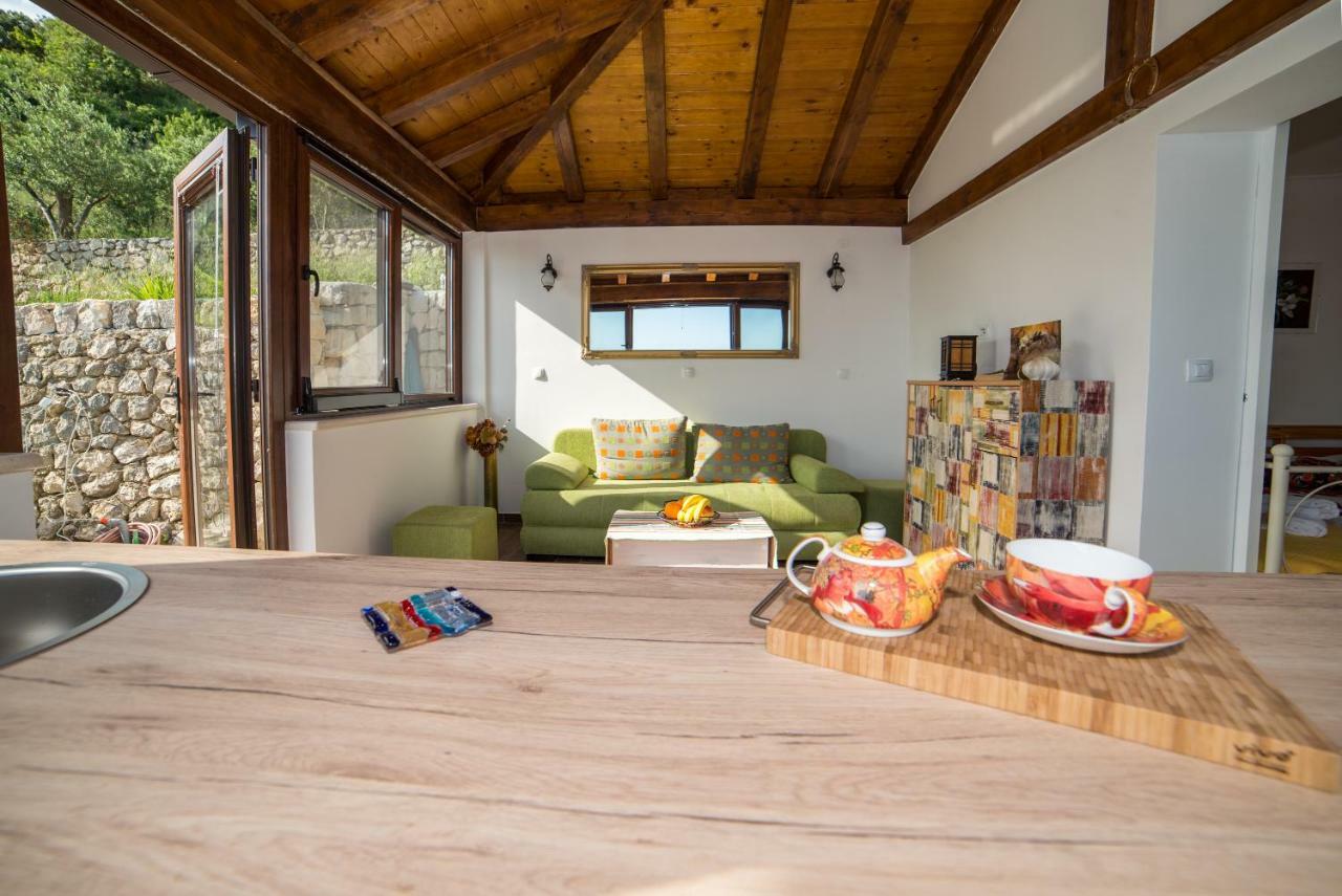 Poseydon Beach Bungalow مْليني المظهر الخارجي الصورة