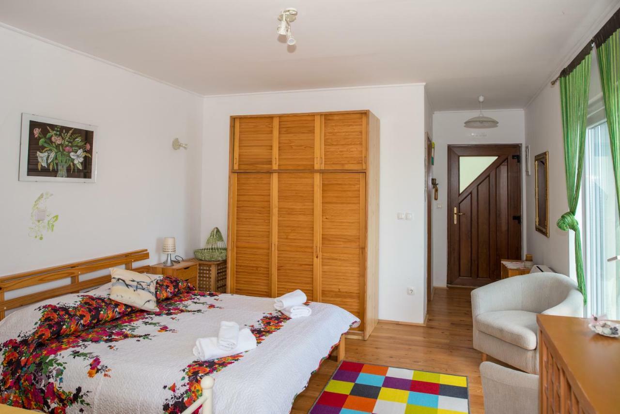 Poseydon Beach Bungalow مْليني المظهر الخارجي الصورة