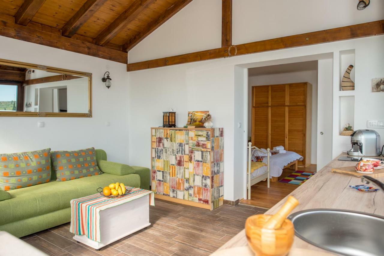 Poseydon Beach Bungalow مْليني المظهر الخارجي الصورة
