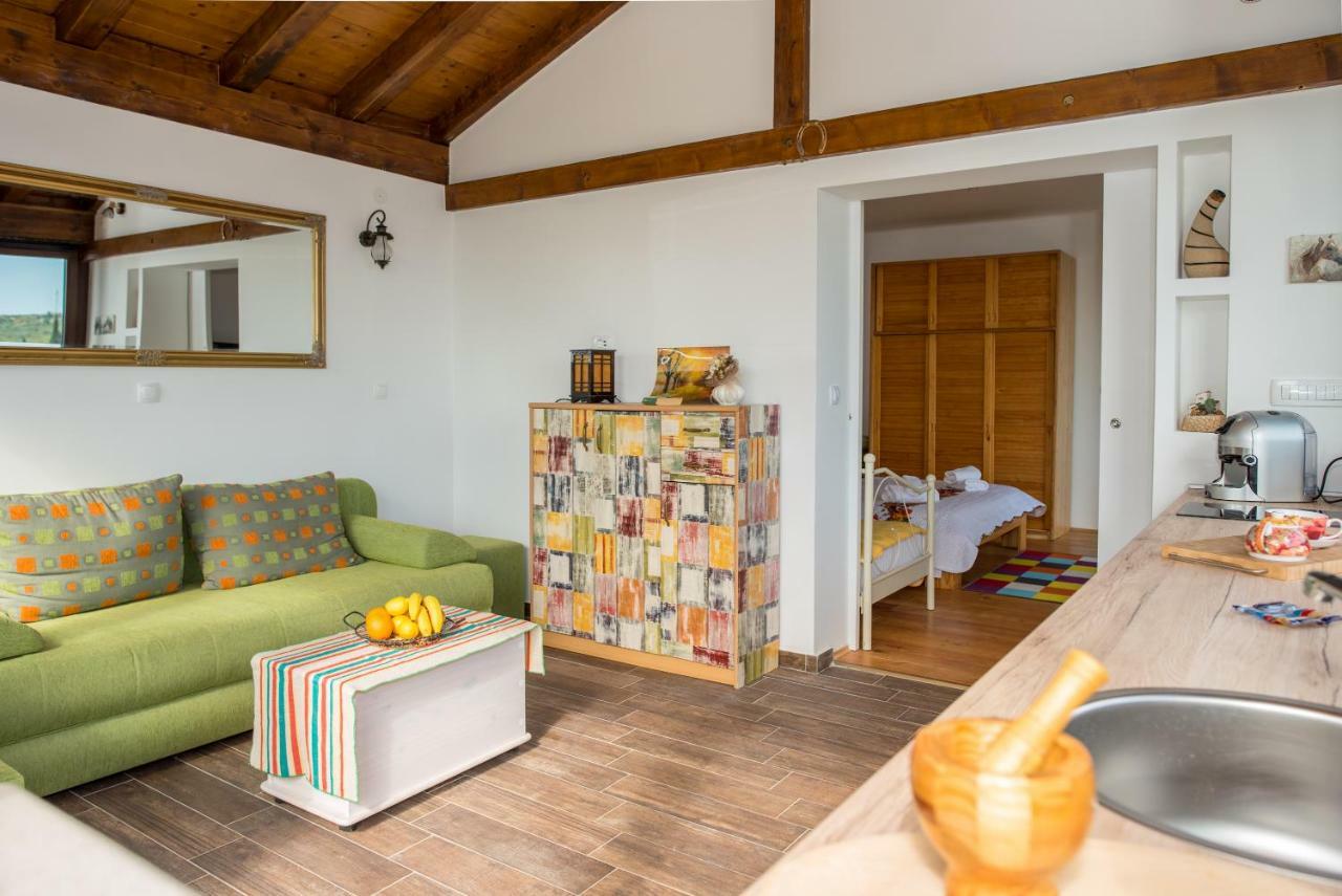 Poseydon Beach Bungalow مْليني المظهر الخارجي الصورة