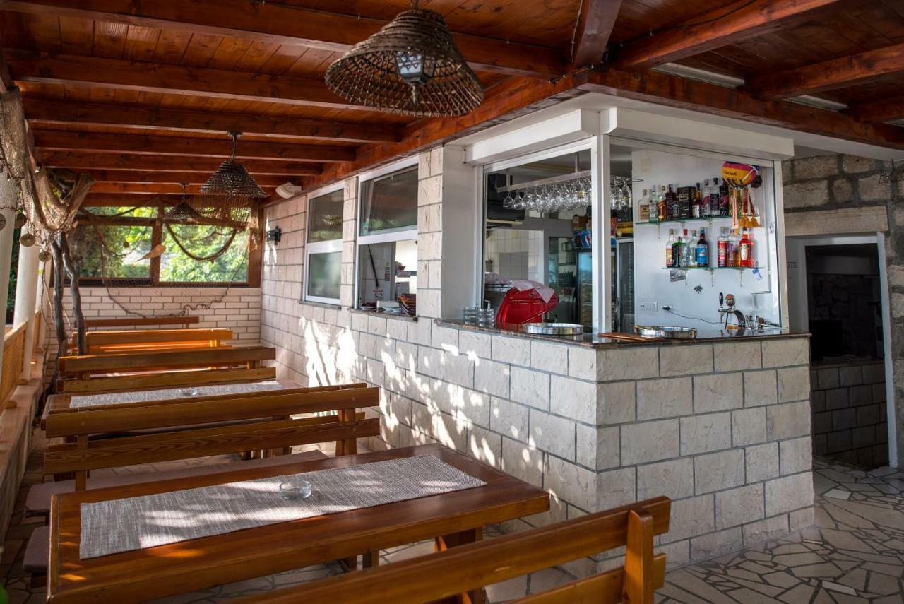 Poseydon Beach Bungalow مْليني المظهر الخارجي الصورة